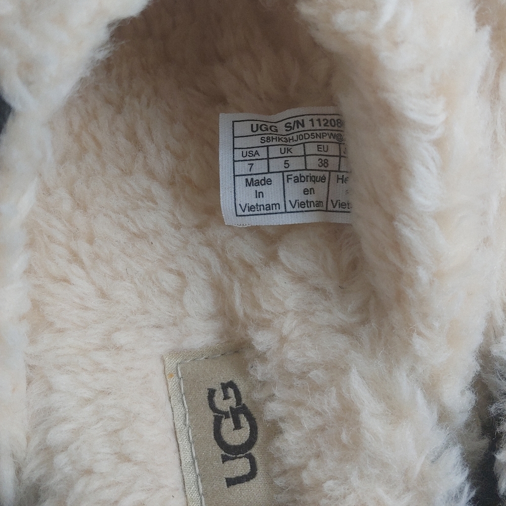 UGG NEW Fuzz Sugar Cross Slide Sandals Natural - Picture 11 of 14